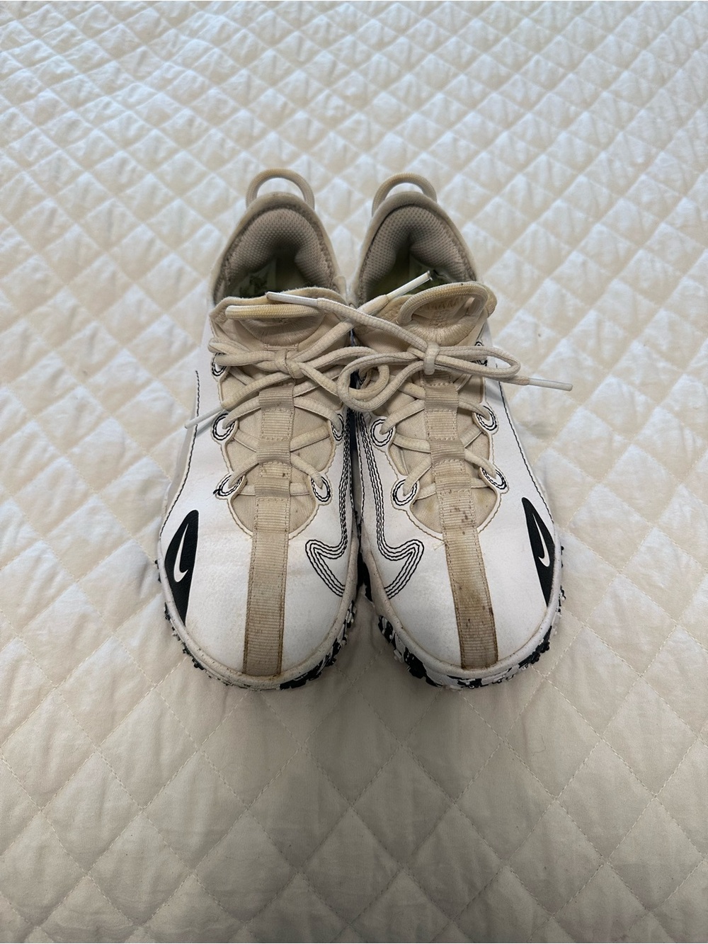 Nike Kids White and Beige Baseball Athletic Sneakers